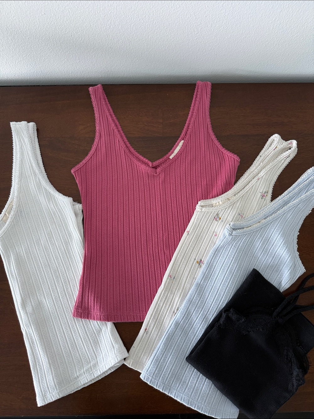 5 Crop Tank Tops - ribbed v-neck